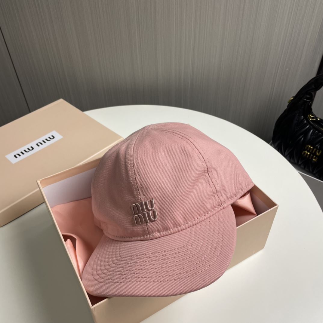 Miu Miu Caps